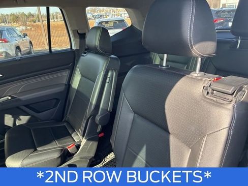 Used 2021 Volkswagen Atlas SE w/ Panoramic Sunroof Package image 11