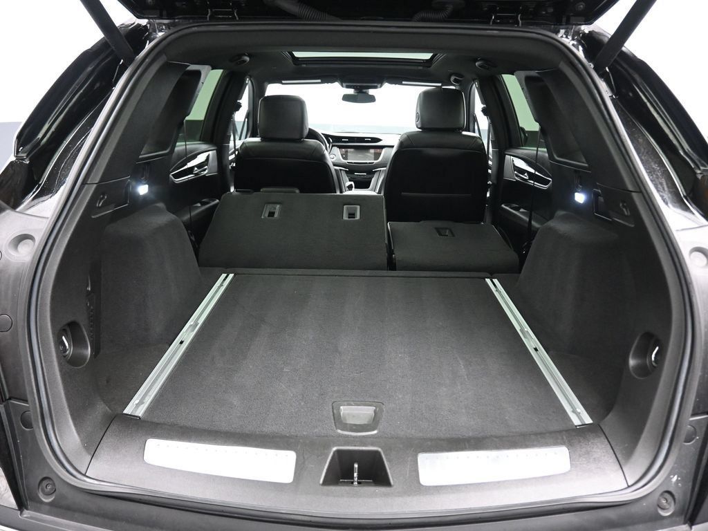 Used 2025 Cadillac XT5 Premium Luxury FWD image 53