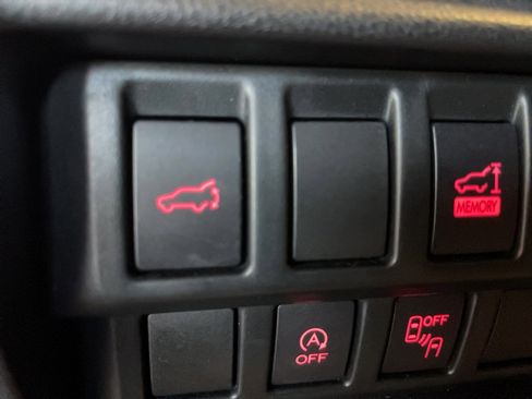 Used 2019 Subaru Forester Premium image 15