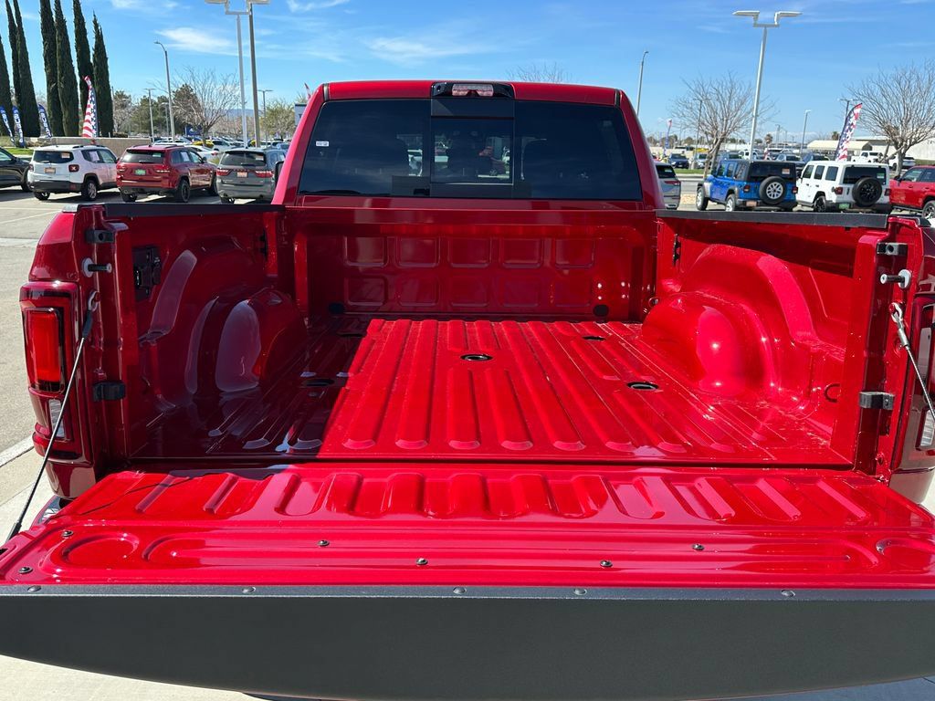 New 2026 RAM 2500 Big Horn AWD/4WD image 16