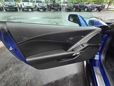 Used 2017 Chevrolet Corvette Grand Sport RWD image 16