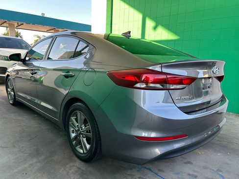 Used 2018 Hyundai Elantra SEL FWD image 2