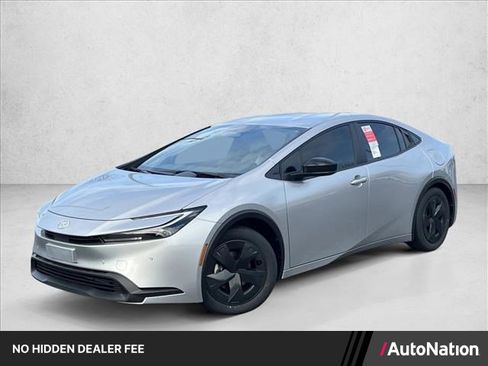 New 2026 Toyota Prius LE FWD image 1