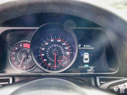 Used 2023 Hyundai Elantra SEL w/ Cargo Package image 29