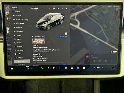 Used 2022 Tesla Model X Plaid image 28