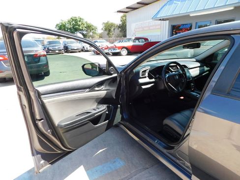 Used 2017 Honda Civic EX-L image 17