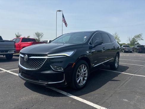 Used 2023 Buick Enclave Avenir image 7