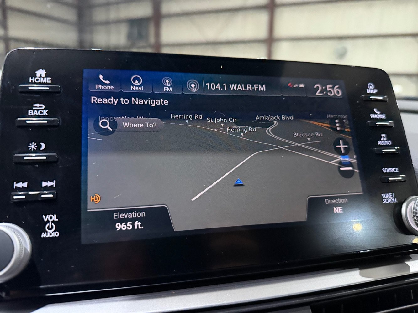 Used 2018 Honda Accord Touring image 32