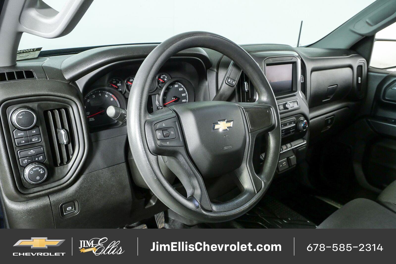 Used 2022 Chevrolet Silverado 1500 Custom AWD/4WD image 5