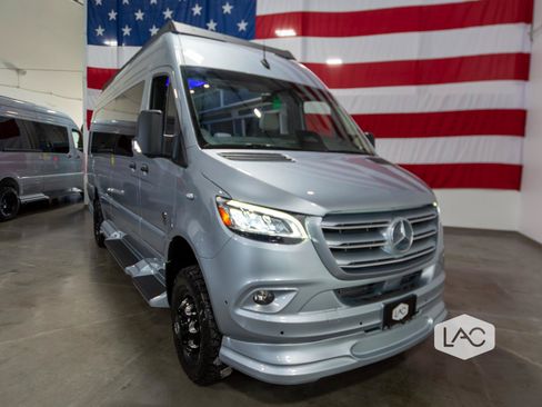 Used 2026 Mercedes-Benz Sprinter 3500 image 40
