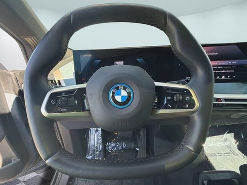 Certified 2024 BMW iX xDrive50 w/ Premium Package AWD/4WD image 18