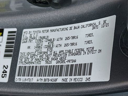 Certified 2022 Toyota Tacoma TRD Off-Road image 30