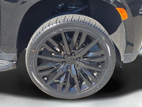 Used 2021 GMC Yukon Denali image 6