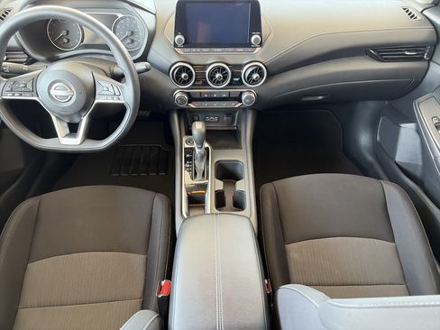 Used 2025 Nissan Sentra SV FWD image 12