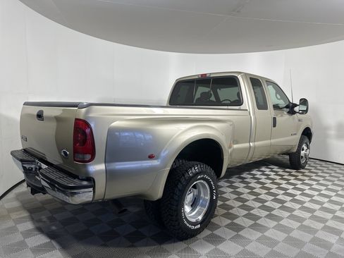 Used 2001 Ford F350 4x4 SuperCab DRW Super Duty image 7