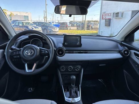 Used 2019 Toyota Yaris LE image 15