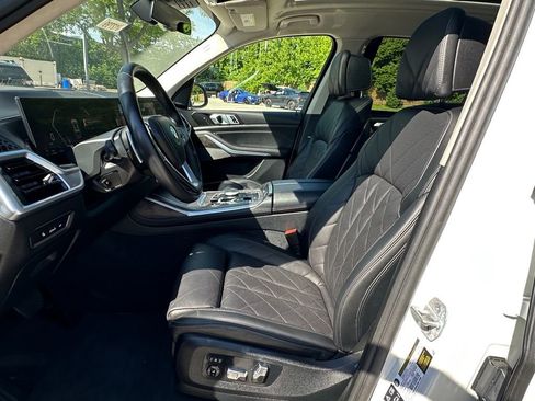 Used 2025 BMW X7 xDrive40i w/ Premium Package AWD/4WD image 15