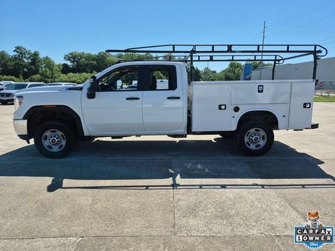 Used 2023 GMC Sierra 2500 Pro w/ Convenience Package AWD/4WD image 4
