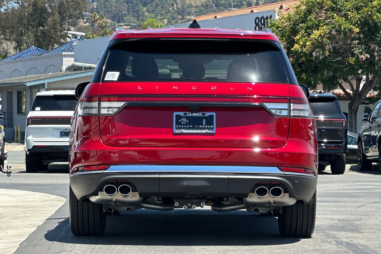 New 2026 Lincoln Aviator Reserve w/ Illumination Package RWD image 4