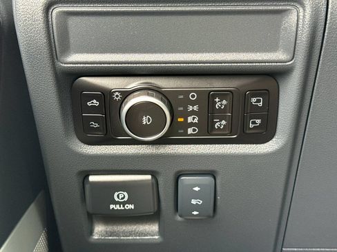 Used 2025 Ford F150 Raptor w/ Equipment Group 803A Raptor R AWD/4WD image 37