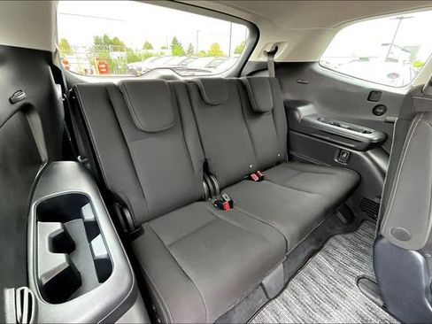 Used 2024 Subaru Ascent Premium w/ Convenience Package image 26