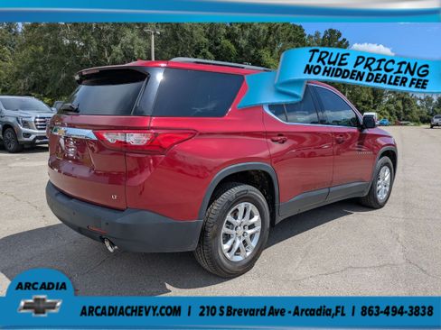 Used 2021 Chevrolet Traverse LT FWD image 4