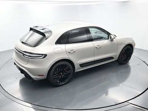 Certified 2023 Porsche Macan GTS image 40