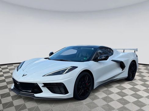 Used 2024 Chevrolet Corvette Stingray Premium Cpe w/ Z51 Performance Package image 5