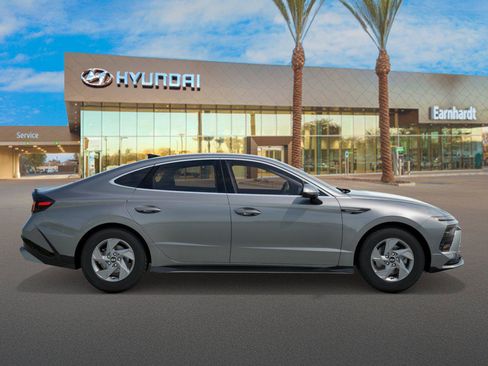 New 2026 Hyundai Sonata SE FWD image 7