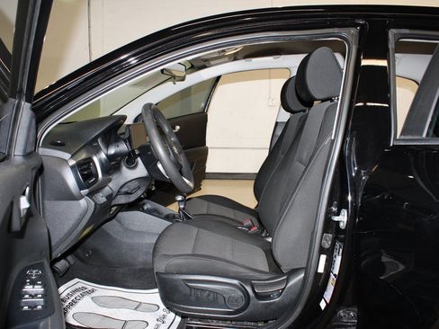 Used 2021 Kia Rio S image 11