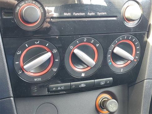 Used 2008 MAZDA MAZDA3 s Touring image 25