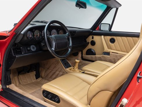 Used 1991 Porsche 911 Carrera image 14