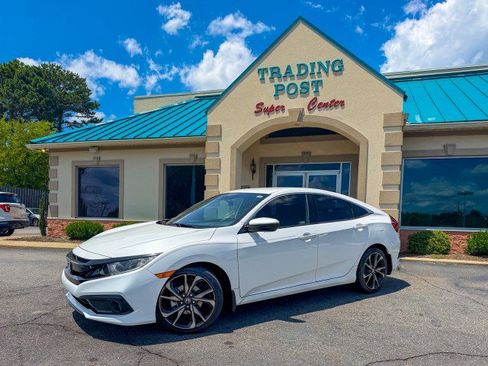 Used 2020 Honda Civic Sport image 3
