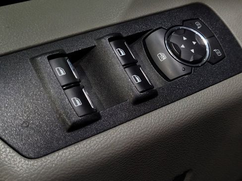 Used 2018 Ford F150 XLT w/ Equipment Group 302A Luxury image 27