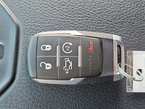 Used 2023 RAM 3500 Laramie image 33