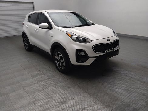 Used 2022 Kia Sportage LX AWD/4WD image 13
