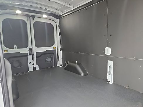 Used 2024 Ford Transit 250 148 Medium Roof Extended AWD w/ Exterior Upgrade Package image 22