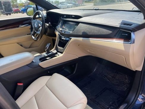 Used 2019 Cadillac XT5 Luxury image 26