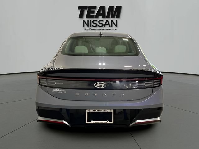 Used 2025 Hyundai Sonata SEL FWD image 5
