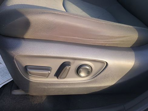 Used 2024 Toyota RAV4 XLE FWD image 16