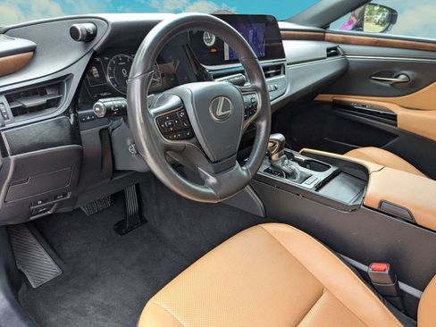 Certified 2025 Lexus ES 350 w/ Premium Package FWD image 6