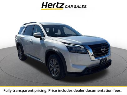 Used 2025 Nissan Pathfinder SV