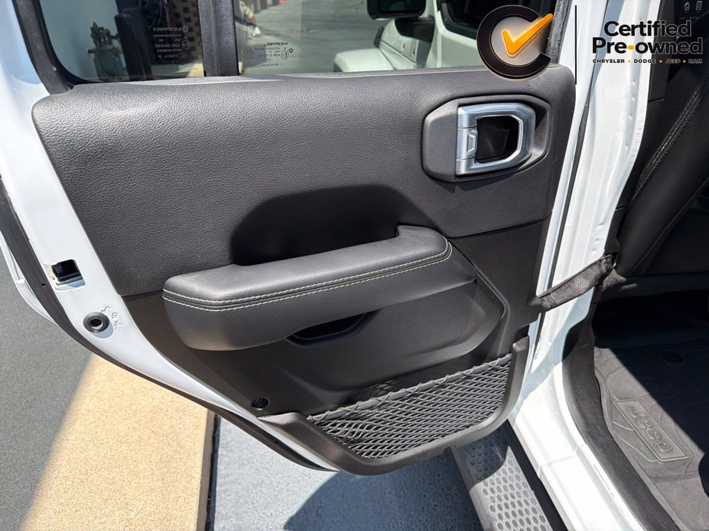Certified 2022 Jeep Wrangler Unlimited Sahara AWD/4WD image 34