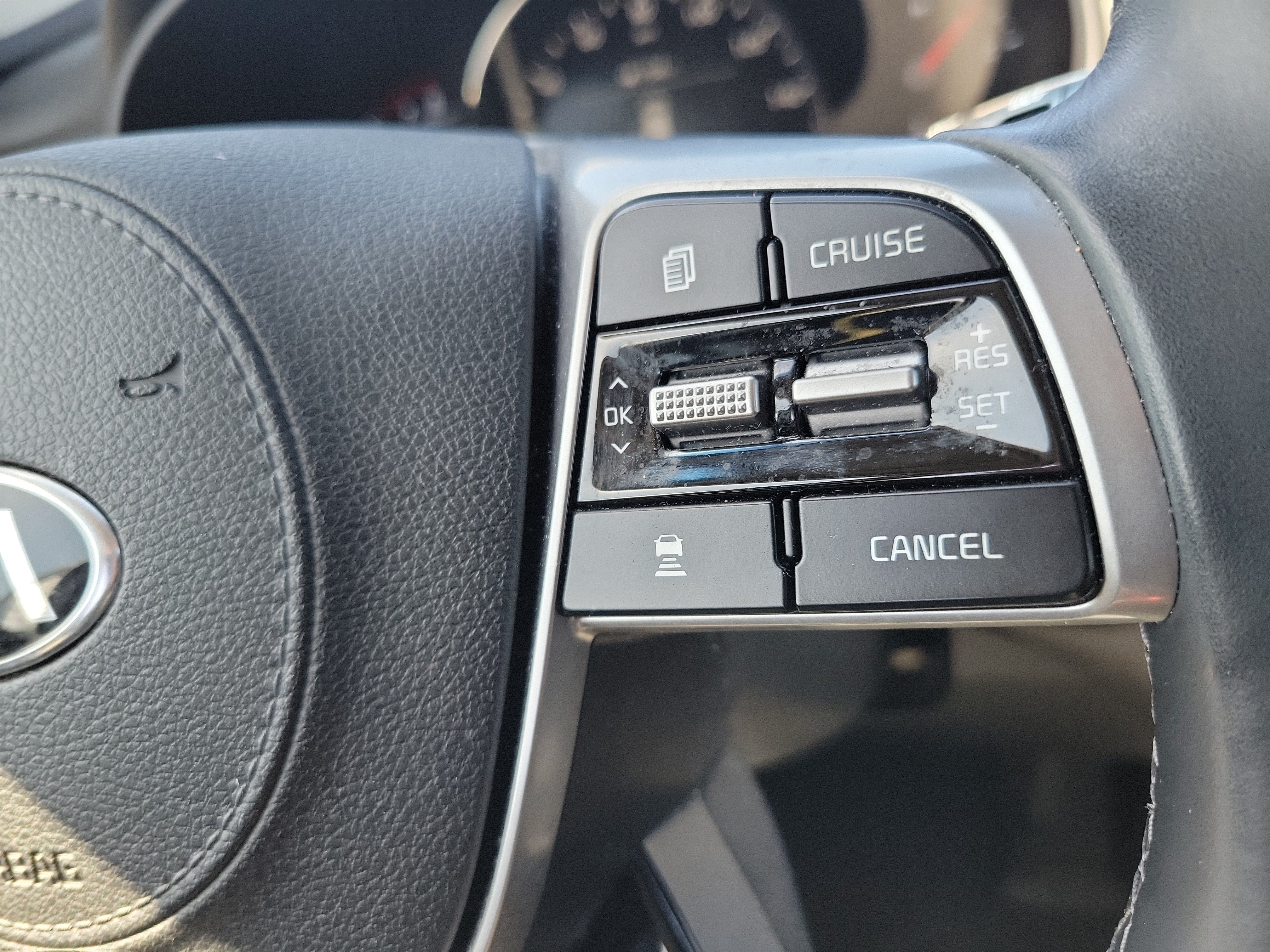 Used 2019 Kia Sorento EX w/ EX Touring Package FWD image 25