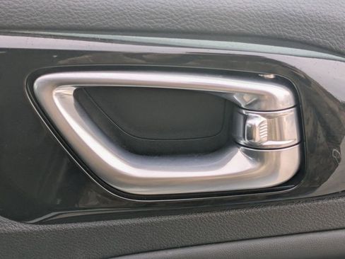 Used 2024 Jeep Compass Trailhawk image 33