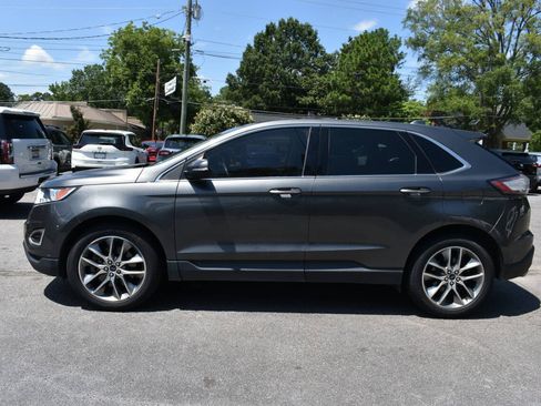 Used 2016 Ford Edge Titanium w/ Equipment Group 302A FWD image 3