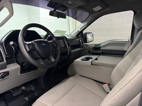 Used 2020 Ford F150 XLT image 6