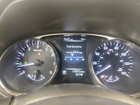 Used 2014 Nissan Rogue S AWD/4WD image 23