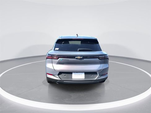 New 2026 Chevrolet Equinox EV LT image 7
