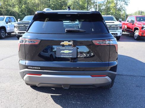 New 2027 Chevrolet Equinox LT w/ Convenience Package II FWD image 32